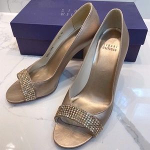 Stuart Weitzman Abigail  Beige Supple Kid Heels Size 6.5 Beige Gold